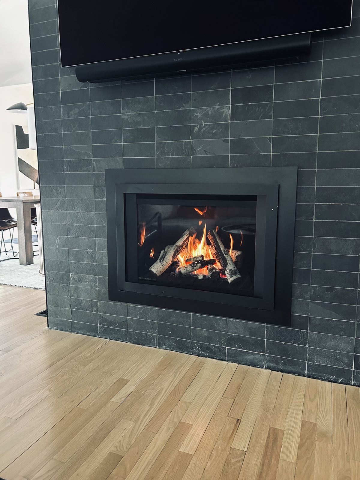 Valor gas insert in a slate-tiled surround